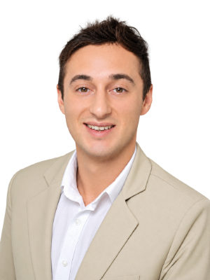 Dennis Binakaj