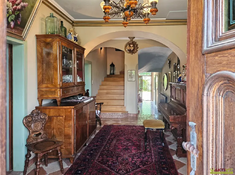 Historisches Anwesen mit großzügigem Garten in ruhiger Lage bei Mureck