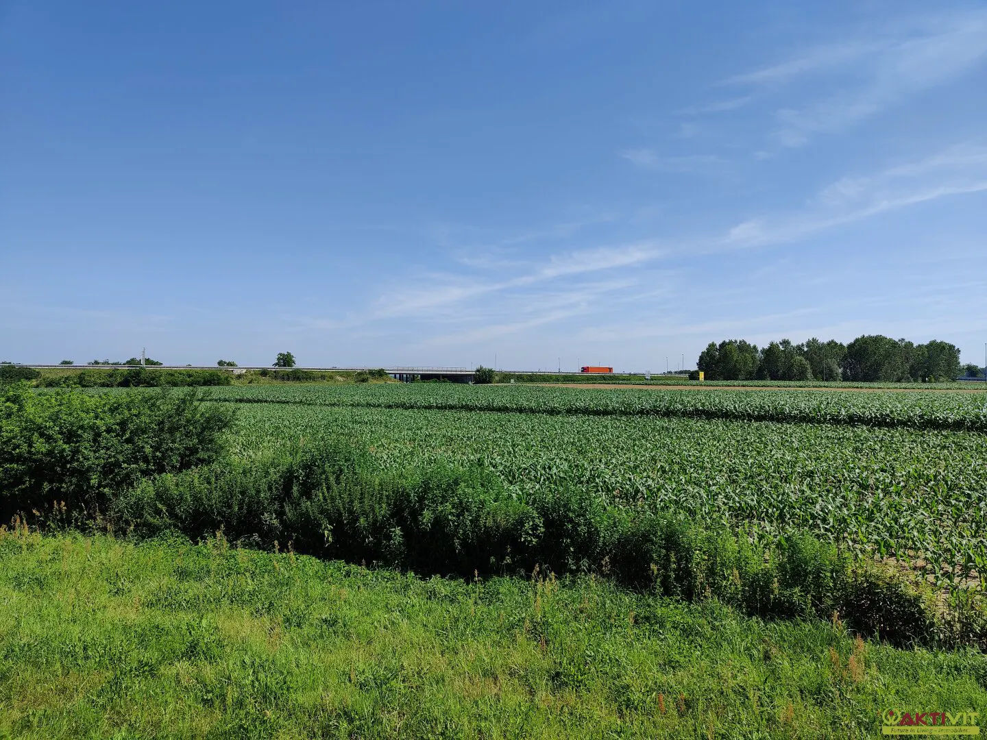 Gewerbe-Grundstück direkt beim Autobahn-Anschluss. - Flexible Größen  bis 60.400 m² - Großes Potential.